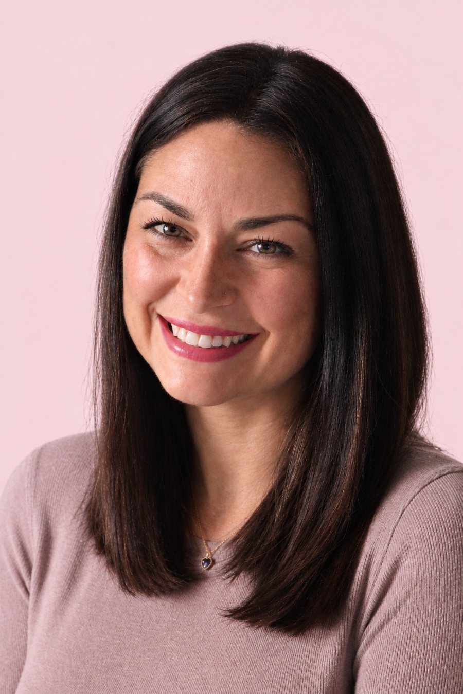 Amanda, Founder & Lead Practitioner